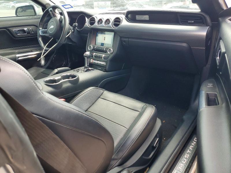 54832096 :رقم المزاد ، 1FATP8UH7G5245971 vin ، 2016 Ford Mustang مزاد بيع