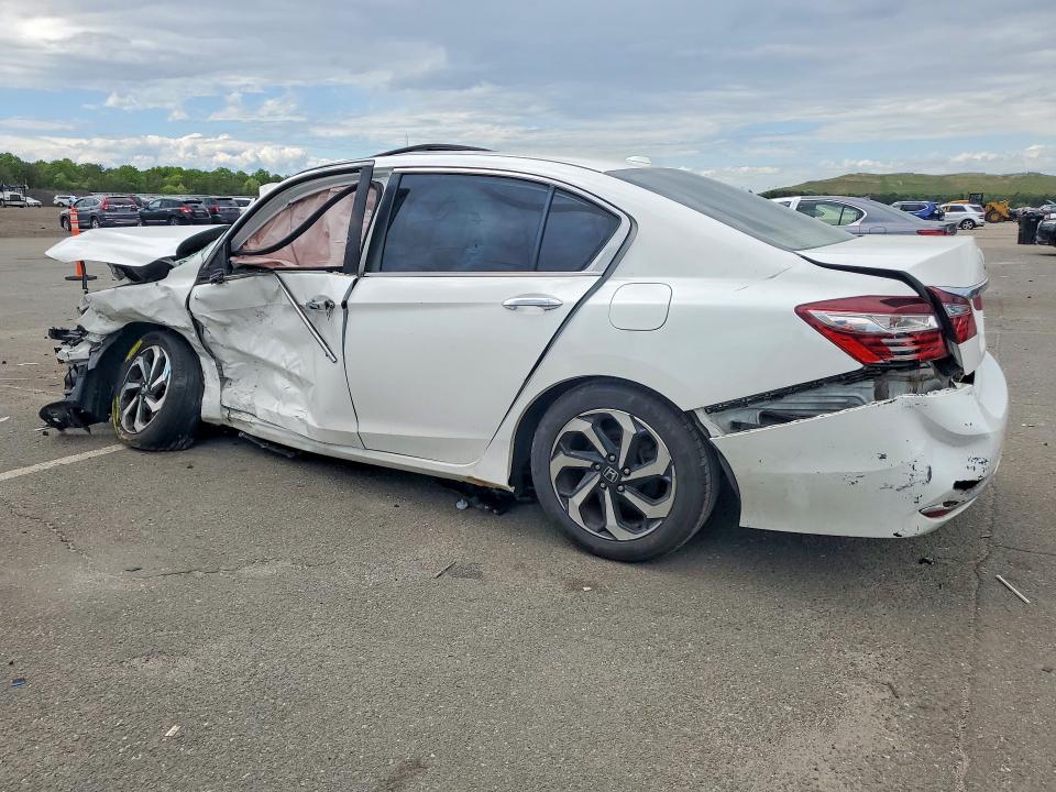 2016 Honda Accord მანქანა იყიდება აუქციონზე, vin: 1HGCR2F80GA102156, აუქციონის ნომერი: 54763206