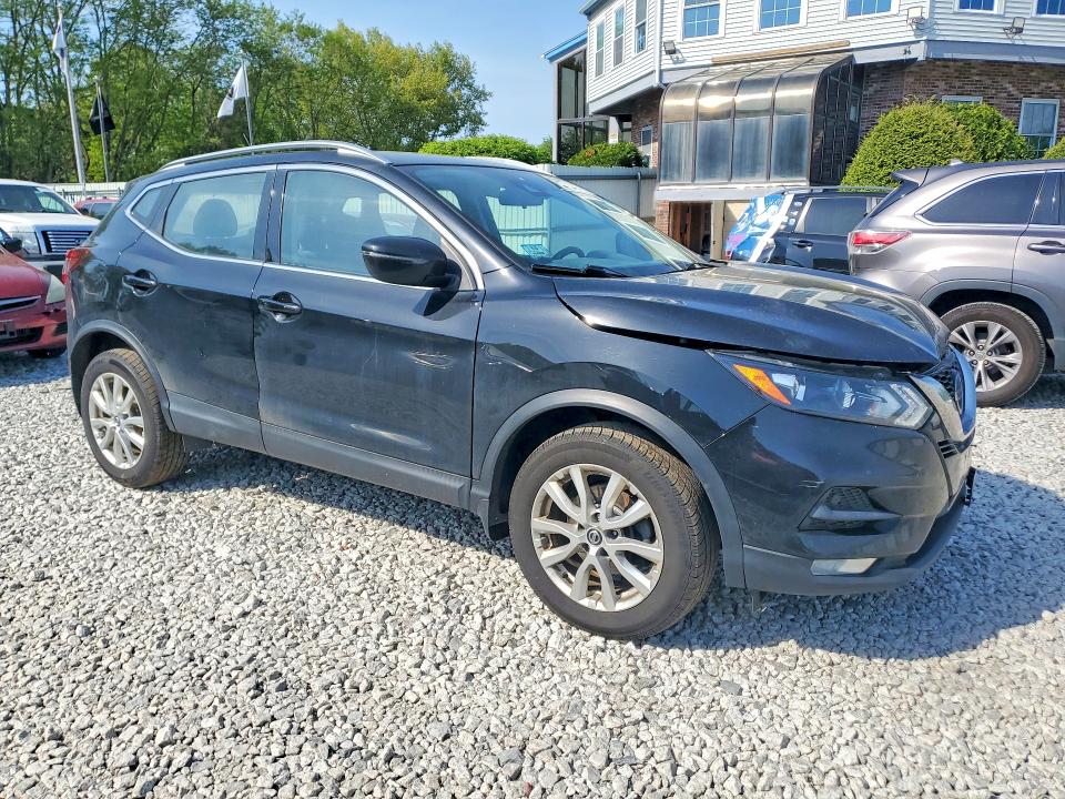 54130836 :رقم المزاد ، JN1BJ1CWXLW645979 vin ، 2020 Nissan Rogue Sport مزاد بيع