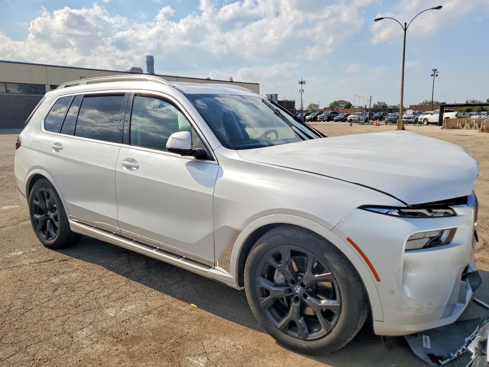 52784606 :رقم المزاد ، 5UX23EM01T9136207 vin ، 2026 Bmw X7 مزاد بيع