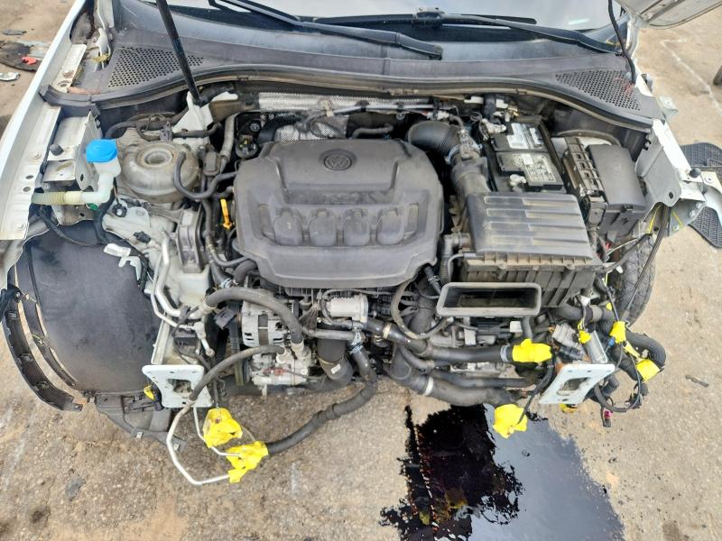 Продаж на аукціоні авто 2018 Volkswagen Tiguan, vin: 3VV3B7AX9JM200077, номер лоту: 52919336