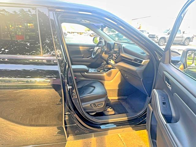 Aukcja sprzedaży 2022 Toyota Highlander, vin: 5TDGZRAHXNS555782, numer aukcji: 52268966