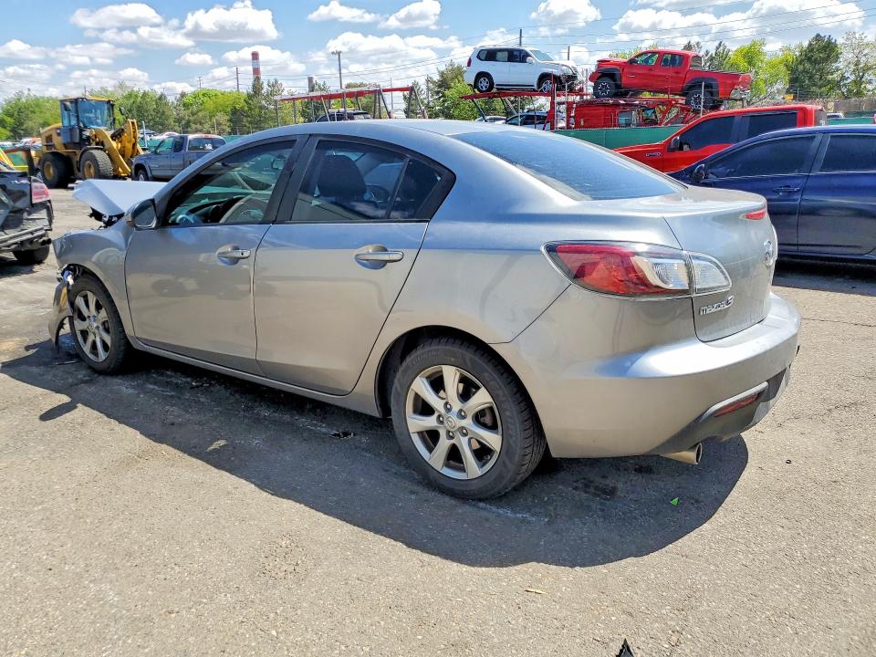 52307986 :رقم المزاد ، JM1BL1VF4B1479300 vin ، 2011 Mazda 3 مزاد بيع