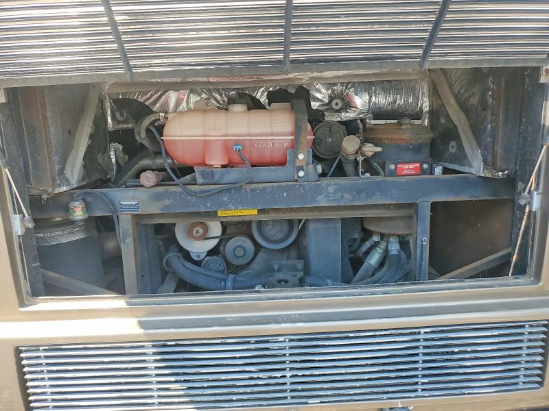 2002 Freigliner Chassis მანქანა იყიდება აუქციონზე, vin: 4UZAAHBSX2CJ84827, აუქციონის ნომერი: 54151066