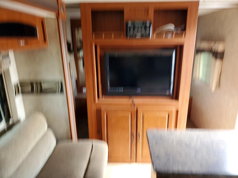 Продаж на аукціоні авто 2011 Foresriver Surveyor, vin: 4X4TSVV22BL017621, номер лоту: 52067116