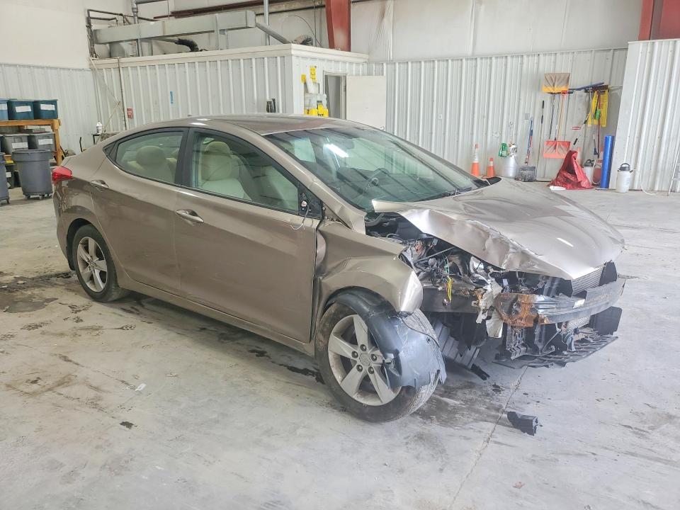 2013 Hyundai Elantra მანქანა იყიდება აუქციონზე, vin: 5NPDH4AE6DH392616, აუქციონის ნომერი: 52472756