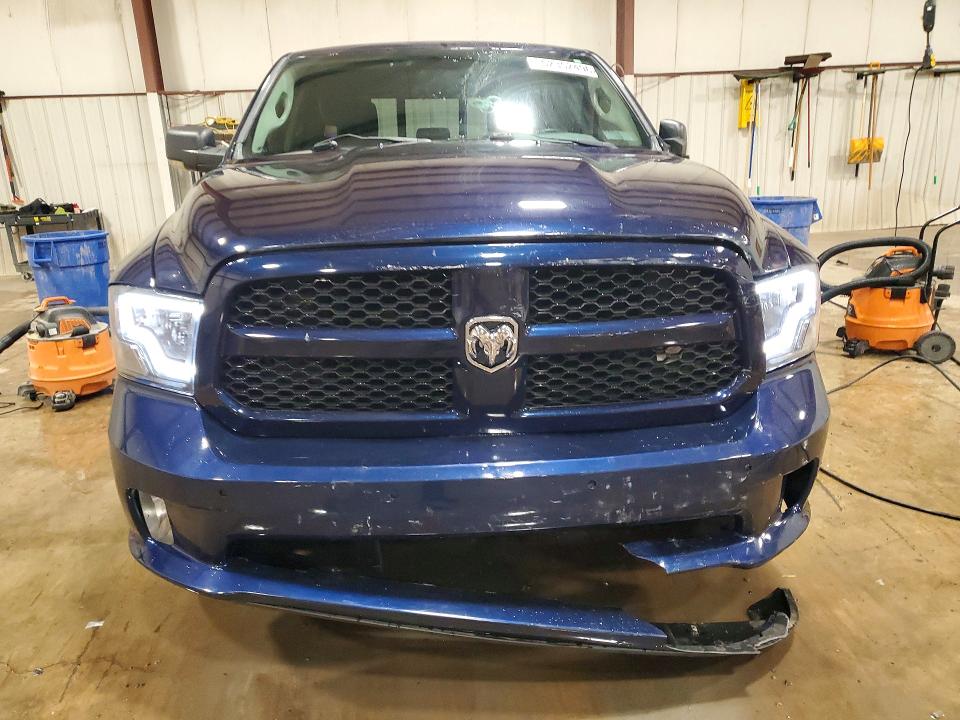 Продажа на аукционе авто 2015 Ram 1500, vin: 1C6RR7GT8FS557636, номер лота: 52352496