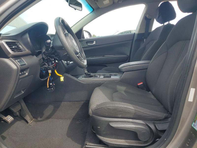 Auction sale of the 2017 Kia Optima, vin: 5XXGT4L39HG165929, lot number: 55072216