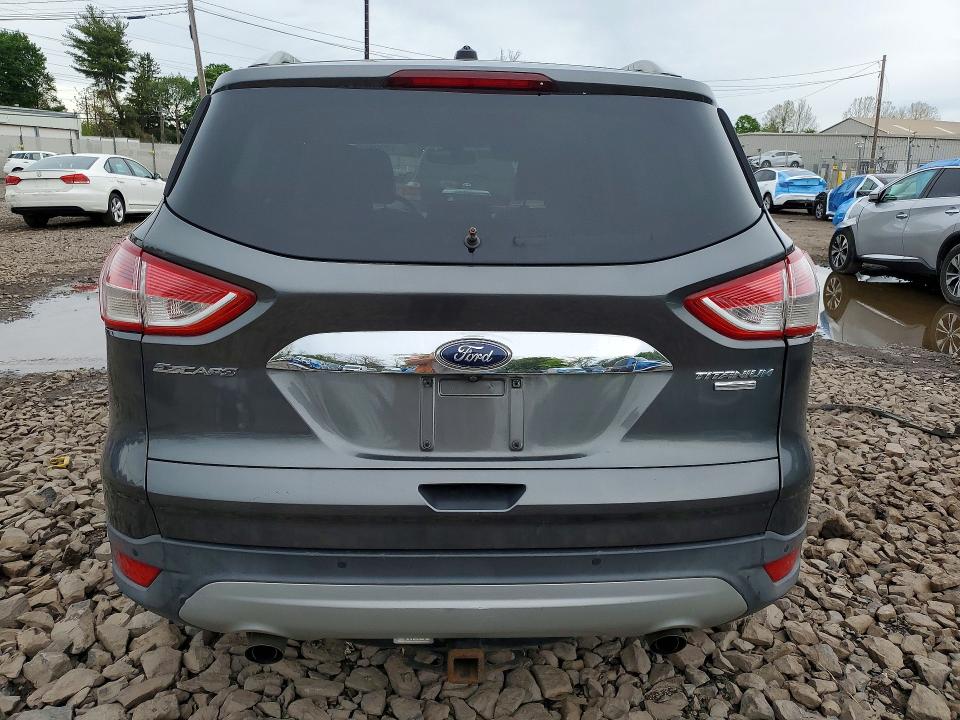 2015 Ford Escape მანქანა იყიდება აუქციონზე, vin: 1FMCU9JX4FUA55646, აუქციონის ნომერი: 52999066