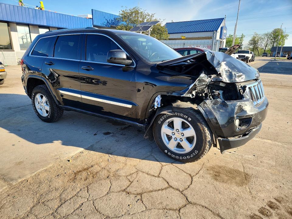 2011 Jeep Grand Cherokee მანქანა იყიდება აუქციონზე, vin: 1J4RR4GG4BC615007, აუქციონის ნომერი: 53253376