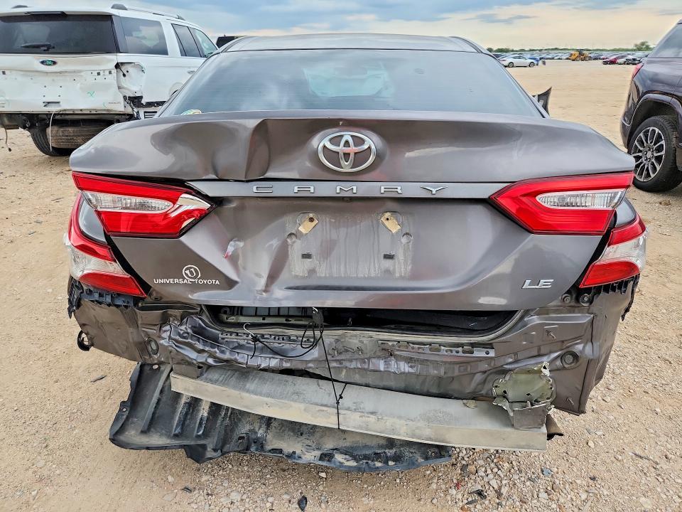 Aukcja sprzedaży 2018 Toyota Camry, vin: 4T1B11HK2JU644526, numer aukcji: 54988076