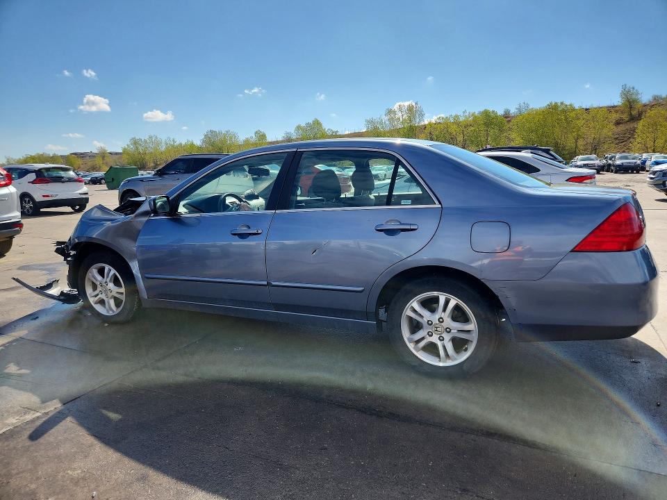 52078756 :رقم المزاد ، 1HGCM56337A124978 vin ، 2007 Honda Accord مزاد بيع
