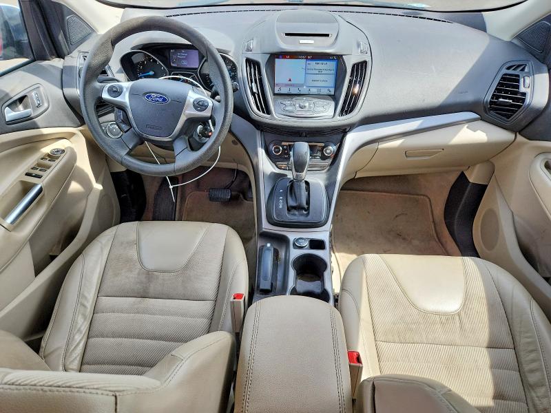 2016 Ford Escape მანქანა იყიდება აუქციონზე, vin: 1FMCU0GX8GUC04998, აუქციონის ნომერი: 54890786