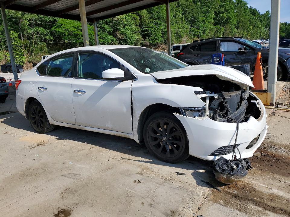 Продажа на аукционе авто 2018 Nissan Sentra, vin: 3N1AB7AP6JY338533, номер лота: 52916316