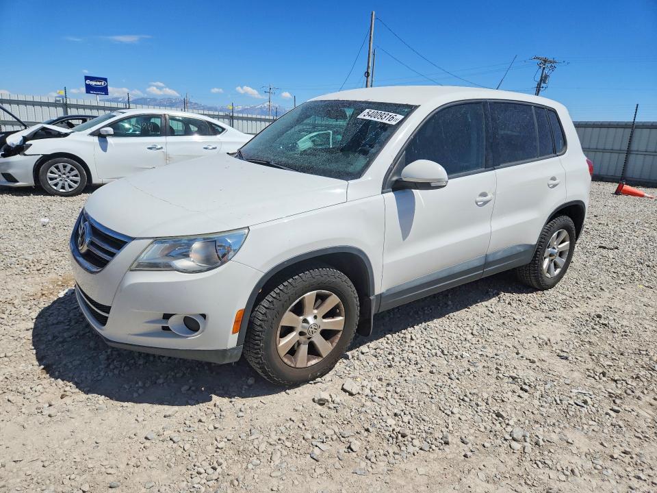2010 Volkswagen Tiguan მანქანა იყიდება აუქციონზე, vin: WVGBV7AX4AW518296, აუქციონის ნომერი: 54009316