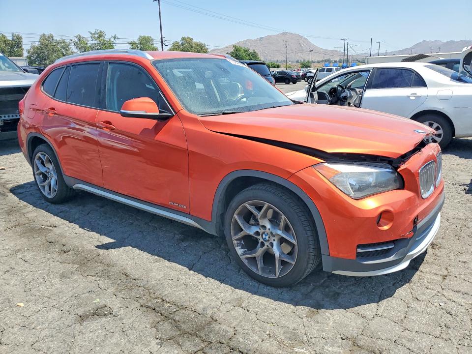 53946886 :رقم المزاد ، WBAVM1C5XFV314478 vin ، 2015 Bmw X1 مزاد بيع