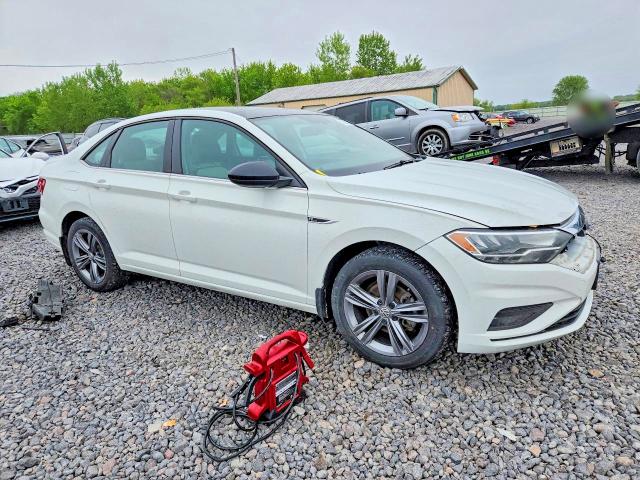 52561756 :رقم المزاد ، 3VWC57BU4KM102390 vin ، 2019 Volkswagen Jetta مزاد بيع
