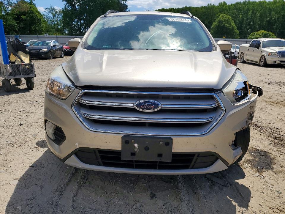2018 Ford Escape მანქანა იყიდება აუქციონზე, vin: 1FMCU0GD9JUD23172, აუქციონის ნომერი: 53088486