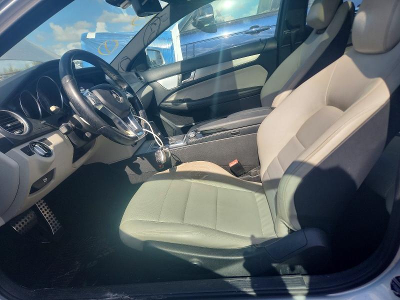 2012 Mercedes-benz C მანქანა იყიდება აუქციონზე, vin: WDDGJ4HB0CF765726, აუქციონის ნომერი: 53789276