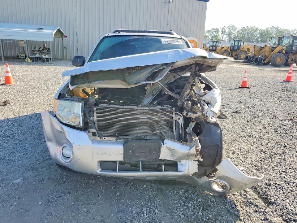 2010 Ford Escape მანქანა იყიდება აუქციონზე, vin: 1FMCU0D72AKB07173, აუქციონის ნომერი: 53889846