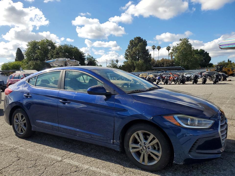 2017 Hyundai Elantra მანქანა იყიდება აუქციონზე, vin: 5NPD84LF0HH096499, აუქციონის ნომერი: 55589206