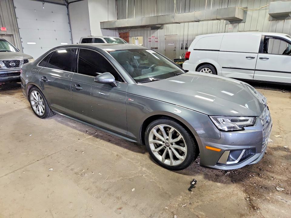 Продаж на аукціоні авто 2019 Audi A4, vin: WAUENAF47KN018523, номер лоту: 54687016