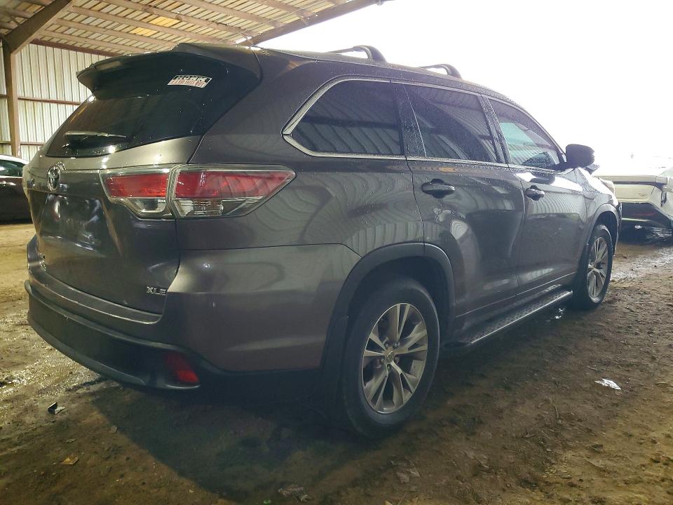 53979016 :رقم المزاد ، 5TDKKRFH2FS099673 vin ، 2015 Toyota Highlander مزاد بيع