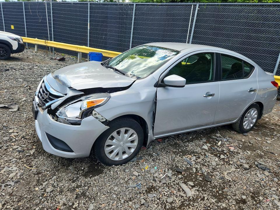 2016 Nissan Versa მანქანა იყიდება აუქციონზე, vin: 3N1CN7APXGL826888, აუქციონის ნომერი: 53125716