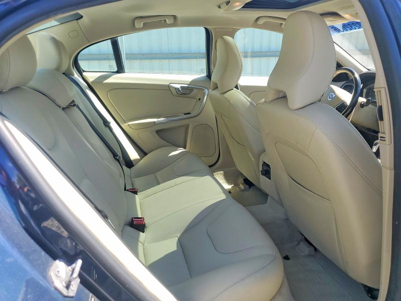 Продажа на аукционе авто 2015 Volvo S60, vin: YV126MFK2F2336893, номер лота: 53232096