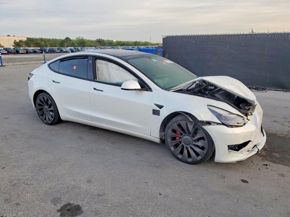 Продажа на аукционе авто 2021 Tesla Model 3, vin: 5YJ3E1EC6MF044809, номер лота: 52576486