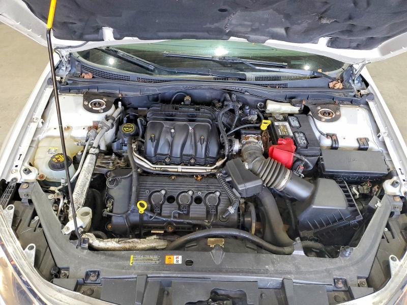 Auction sale of the 2011 Ford Fusion, vin: 3FAHP0HG8BR158630, lot number: 53271566