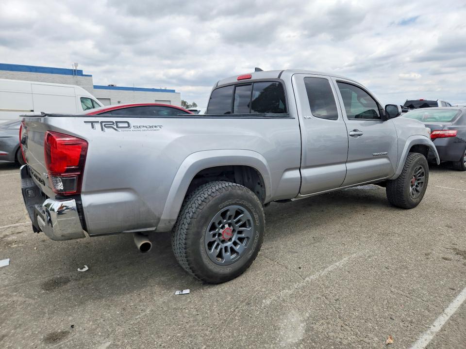 2018 Toyota Tacoma მანქანა იყიდება აუქციონზე, vin: 5TFRZ5CN4JX066836, აუქციონის ნომერი: 55407116