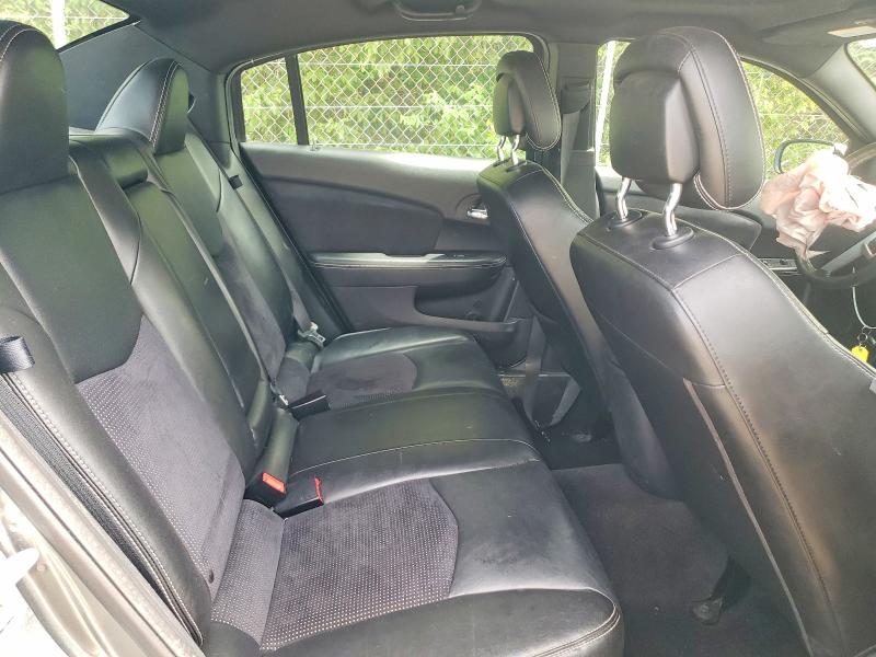 54604286 :رقم المزاد ، 1C3BC8FGXBN577471 vin ، 2011 Chrysler 200 مزاد بيع