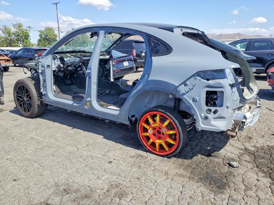2024 Porsche Cayenne მანქანა იყიდება აუქციონზე, vin: WP1BA2AYXRDA54268, აუქციონის ნომერი: 54545816