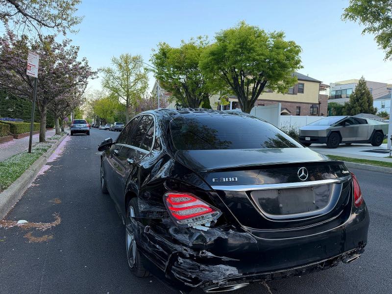 2015 Mercedes-benz C მანქანა იყიდება აუქციონზე, vin: 55SWF4KB4FU071838, აუქციონის ნომერი: 52608316