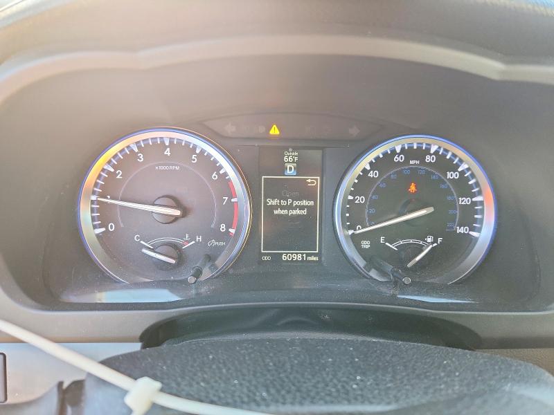 52506646 :رقم المزاد ، 5TDDKRFHXFS098991 vin ، 2015 Toyota Highlander مزاد بيع