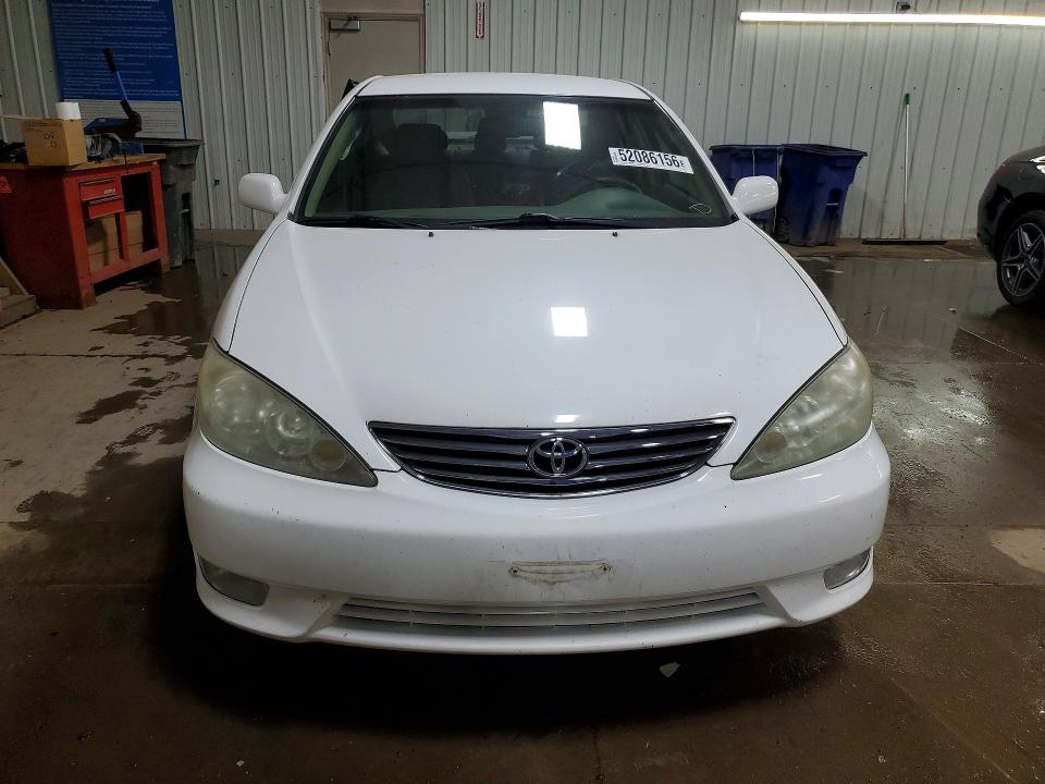 2006 Toyota Camry მანქანა იყიდება აუქციონზე, vin: 4T1BE30K66U709378, აუქციონის ნომერი: 52086156