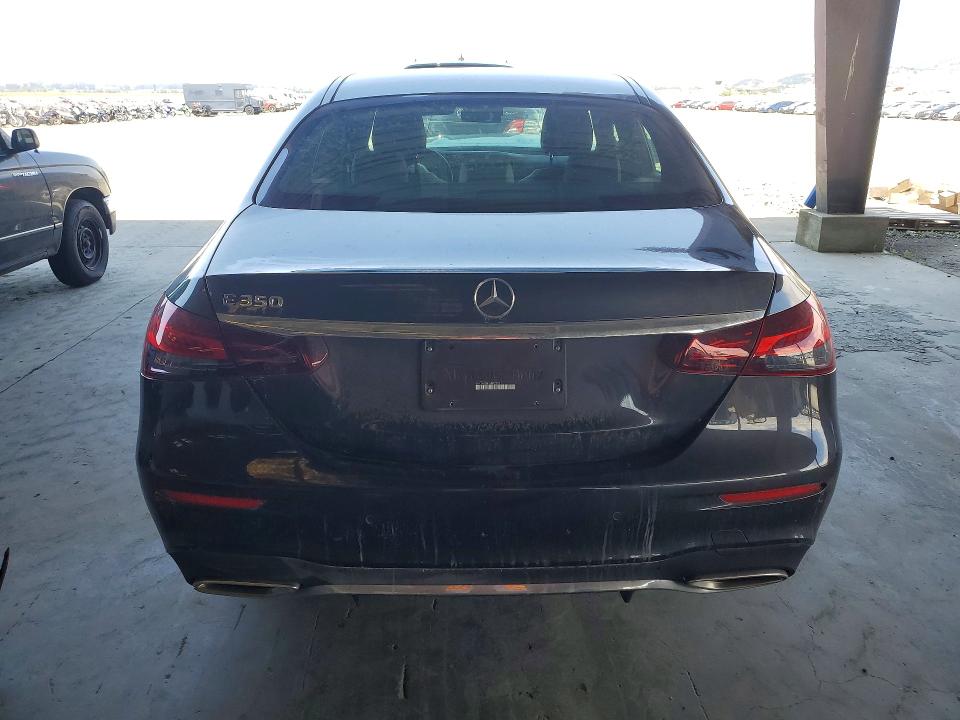 55610236 :رقم المزاد ، W1KZF8DB1NB022011 vin ، 2022 Mercedes-benz E مزاد بيع