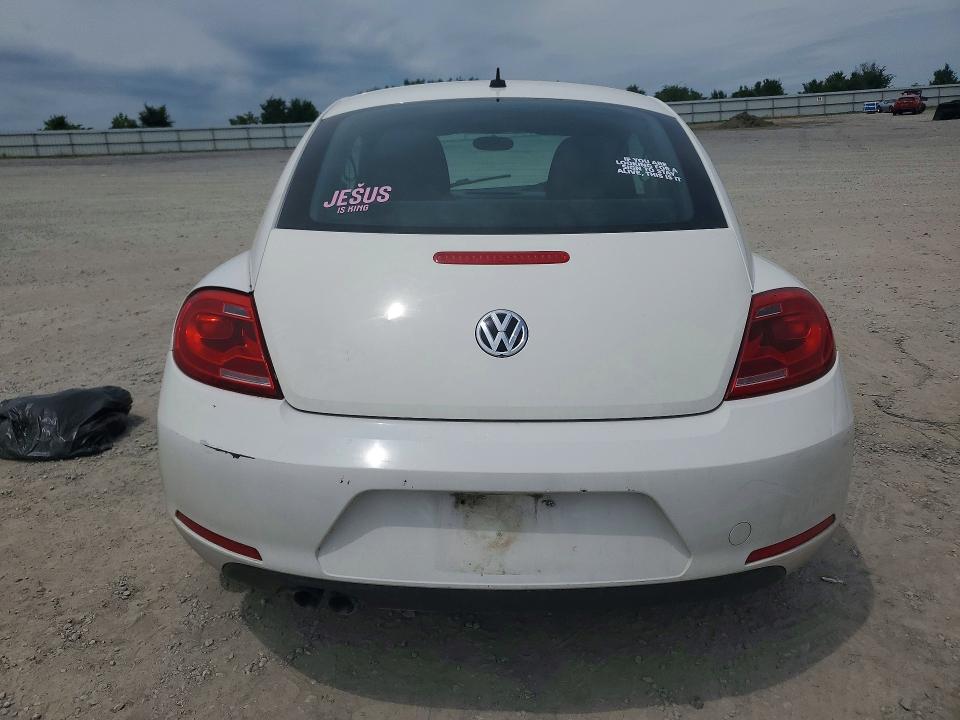 2013 Volkswagen Beetle მანქანა იყიდება აუქციონზე, vin: 3VWFP7AT4DM653776, აუქციონის ნომერი: 55326996