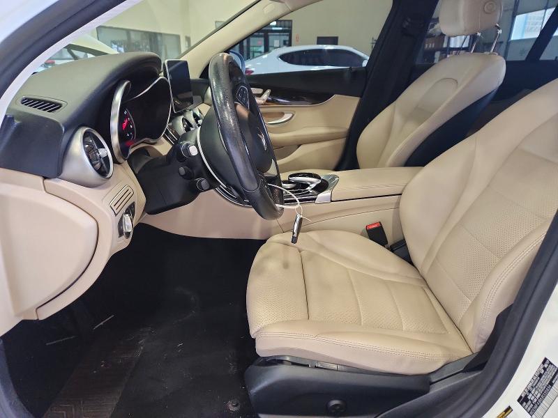 54368806 :رقم المزاد ، WDDWF4JB8JR335834 vin ، 2018 Mercedes-benz C مزاد بيع