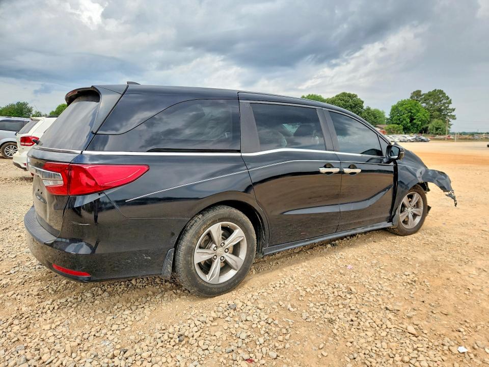 Продаж на аукціоні авто 2018 Honda Odyssey, vin: 5FNRL6H50JB109577, номер лоту: 53871256