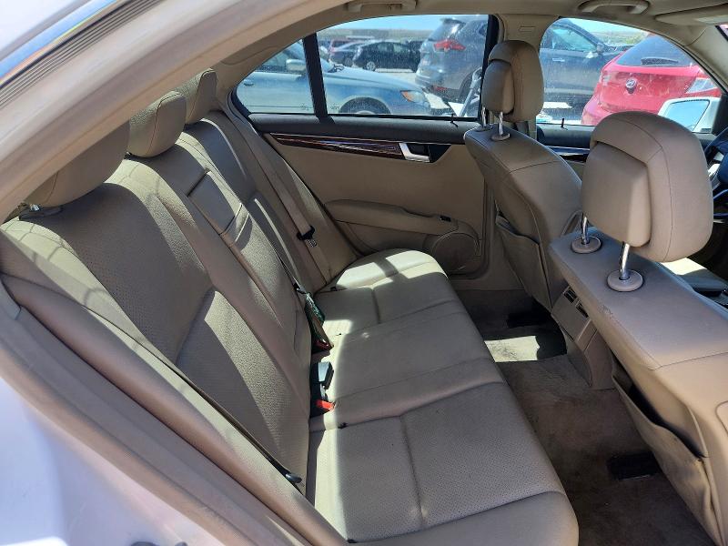 52031956 :رقم المزاد ، WDDGF8AB2DR242615 vin ، 2013 Mercedes-benz C مزاد بيع