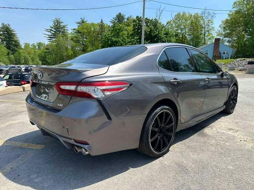 Продажа на аукционе авто 2018 Toyota Camry, vin: 4T1B61HK3JU062288, номер лота: 52716536