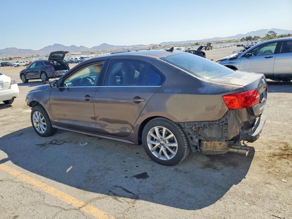 53580756 :رقم المزاد ، 3VWD17AJ7EM238024 vin ، 2014 Volkswagen Jetta مزاد بيع