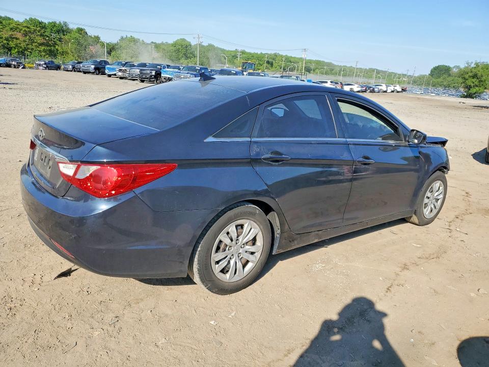 53330726 :رقم المزاد ، 5NPEB4AC0CH461478 vin ، 2012 Hyundai Sonata مزاد بيع