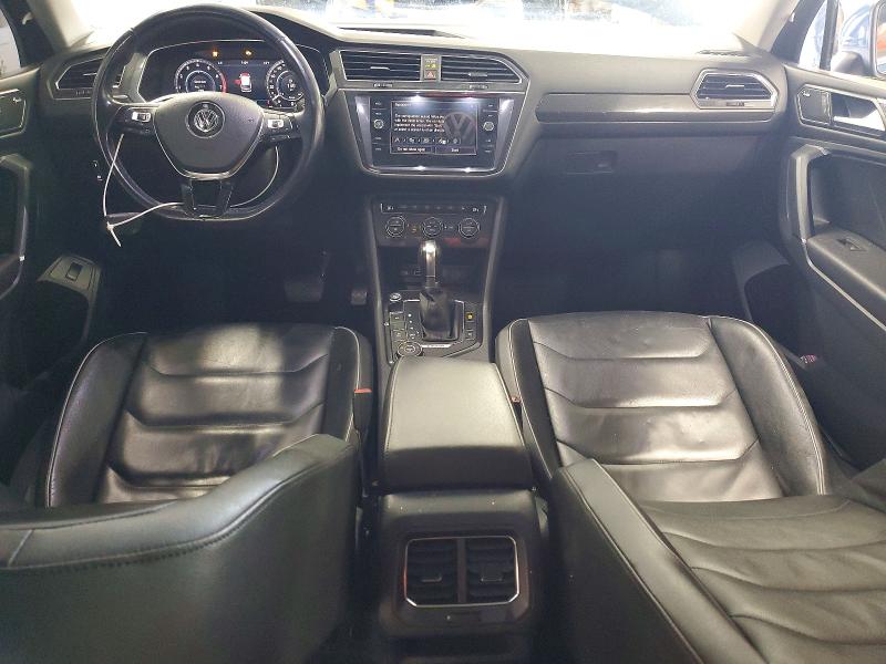 53934126 :رقم المزاد ، 3VV4B7AXXJM016125 vin ، 2018 Volkswagen Tiguan مزاد بيع