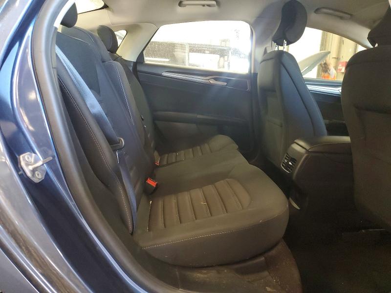 55865706 :رقم المزاد ، 3FA6P0LU1KR134058 vin ، 2019 Ford Fusion مزاد بيع