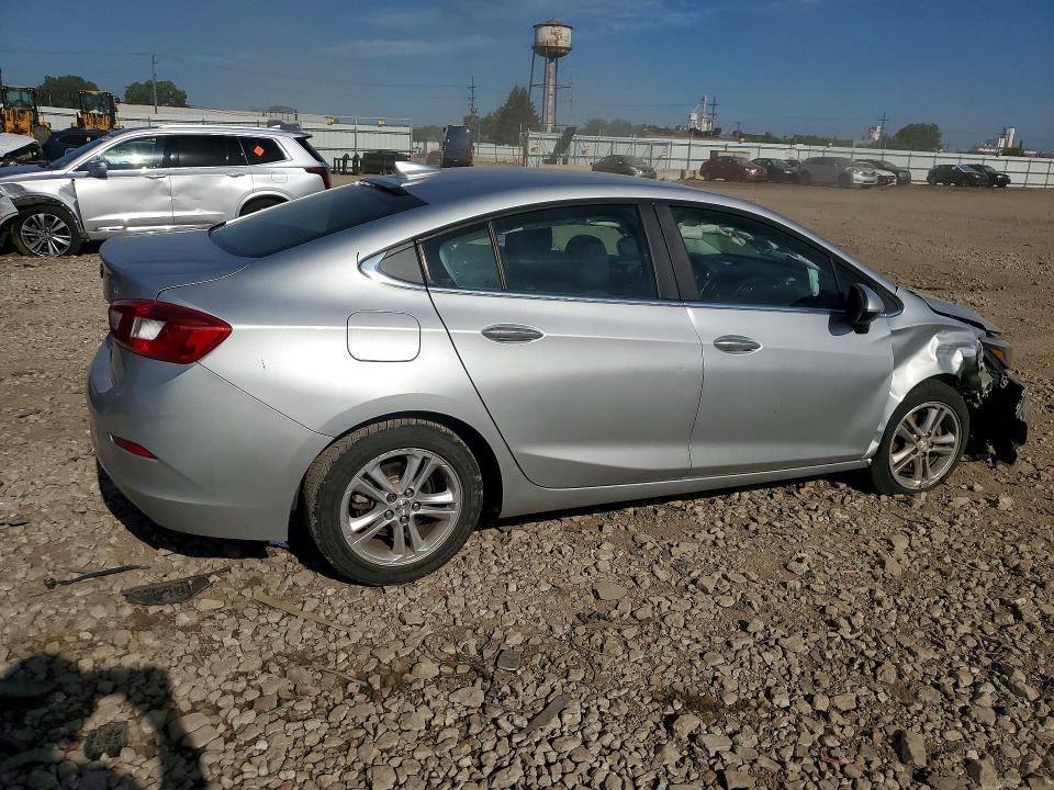 Продажа на аукционе авто 2017 Chevrolet Cruze, vin: 1G1BE5SMXH7213637, номер лота: 55039016
