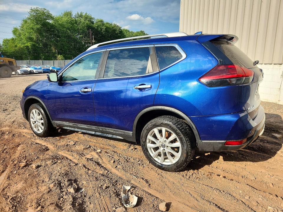 53831326 :رقم المزاد ، 5N1AT2MV4KC702705 vin ، 2019 Nissan Rogue مزاد بيع