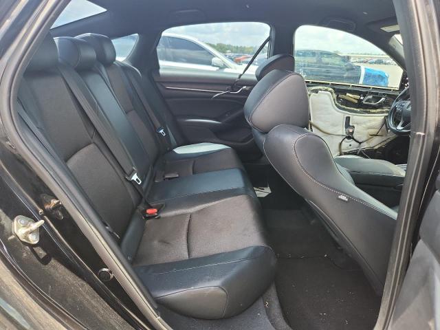 Продаж на аукціоні авто 2018 Honda Accord, vin: 1HGCV1F39JA173227, номер лоту: 54392366